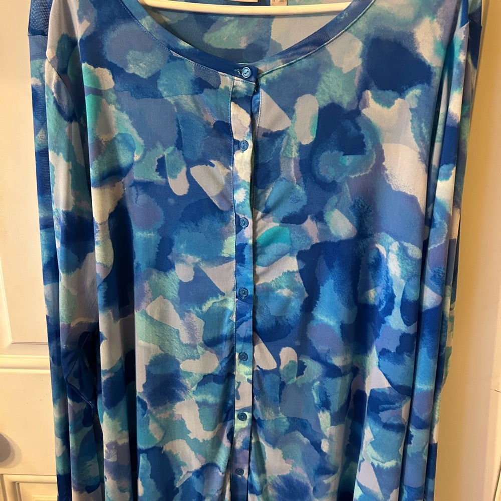 LOGO by Lori Goldstein Blue Patterned Top